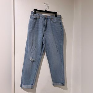 Boyfriend cut jeans